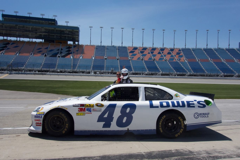 Illustration for article titled Turning left, a beginners review of Rusty Wallace Driving Experience